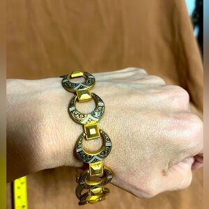 vintage 50s cleopatra style bracelet. Gold tone. Heavy